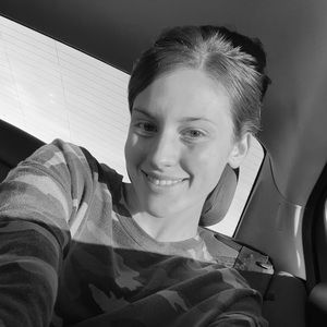 Meet your Posher, Lydia